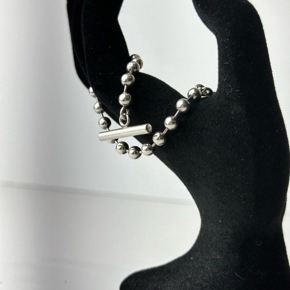 Gucci A U T H E N T I C Ball Link Bracelet. .925 Silver. Toggle closure - Picture 13 of 13